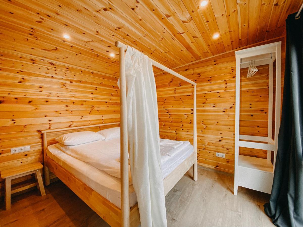 Pixel - Tiny Campus Villa Tîrgu Secuiesc Buitenkant foto