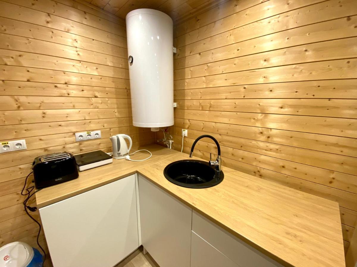 Pixel - Tiny Campus Villa Tîrgu Secuiesc Buitenkant foto