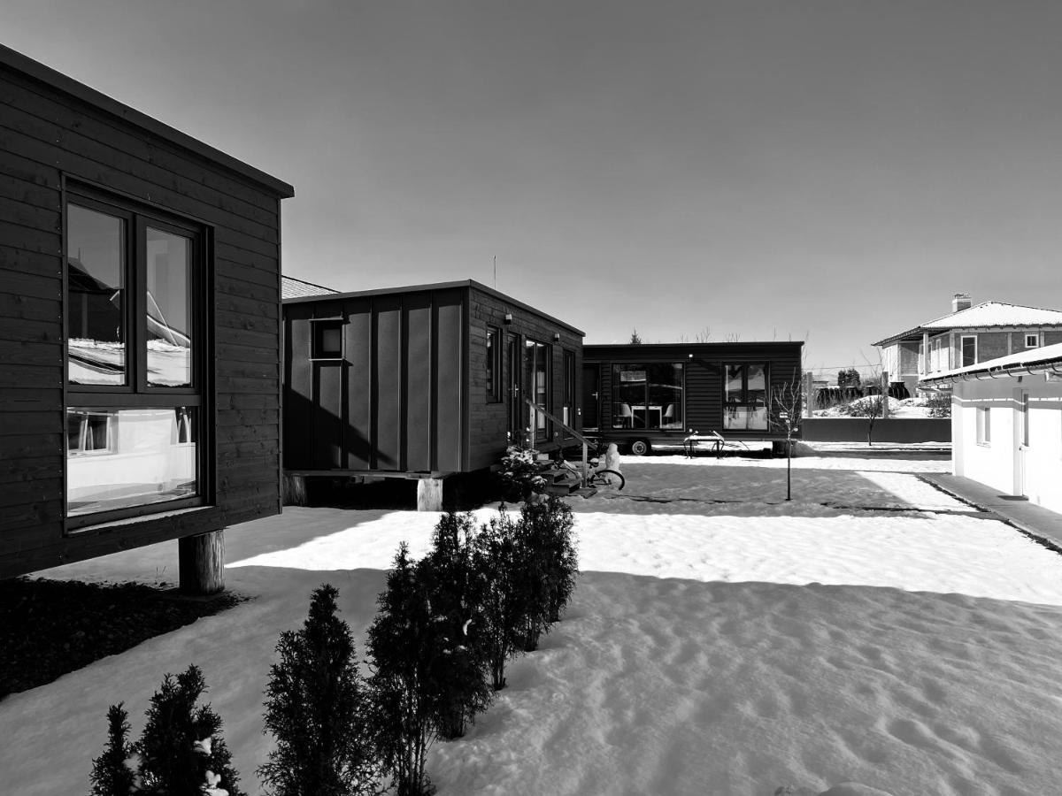 Pixel - Tiny Campus Villa Tîrgu Secuiesc Buitenkant foto